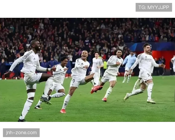 拜仁高位压迫成隐患，防线屡遭打穿暴露防守漏洞