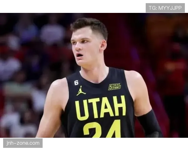 沃克·凯斯勒挡拆拉开空间，比上季三分更具威胁